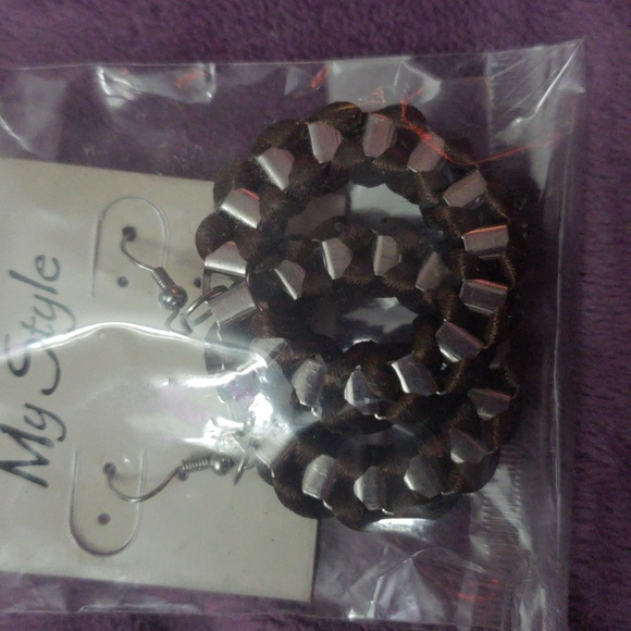 Brown Silver Hoops - Picture 5 of 5